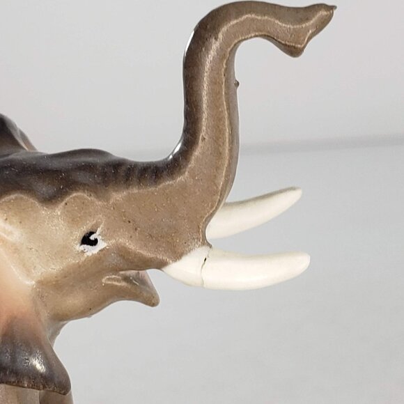 Hagen Renaker Mama Elephant Trunk Up Lucky Matte Miniature Figurine *Repaired* - Picture 6 of 8